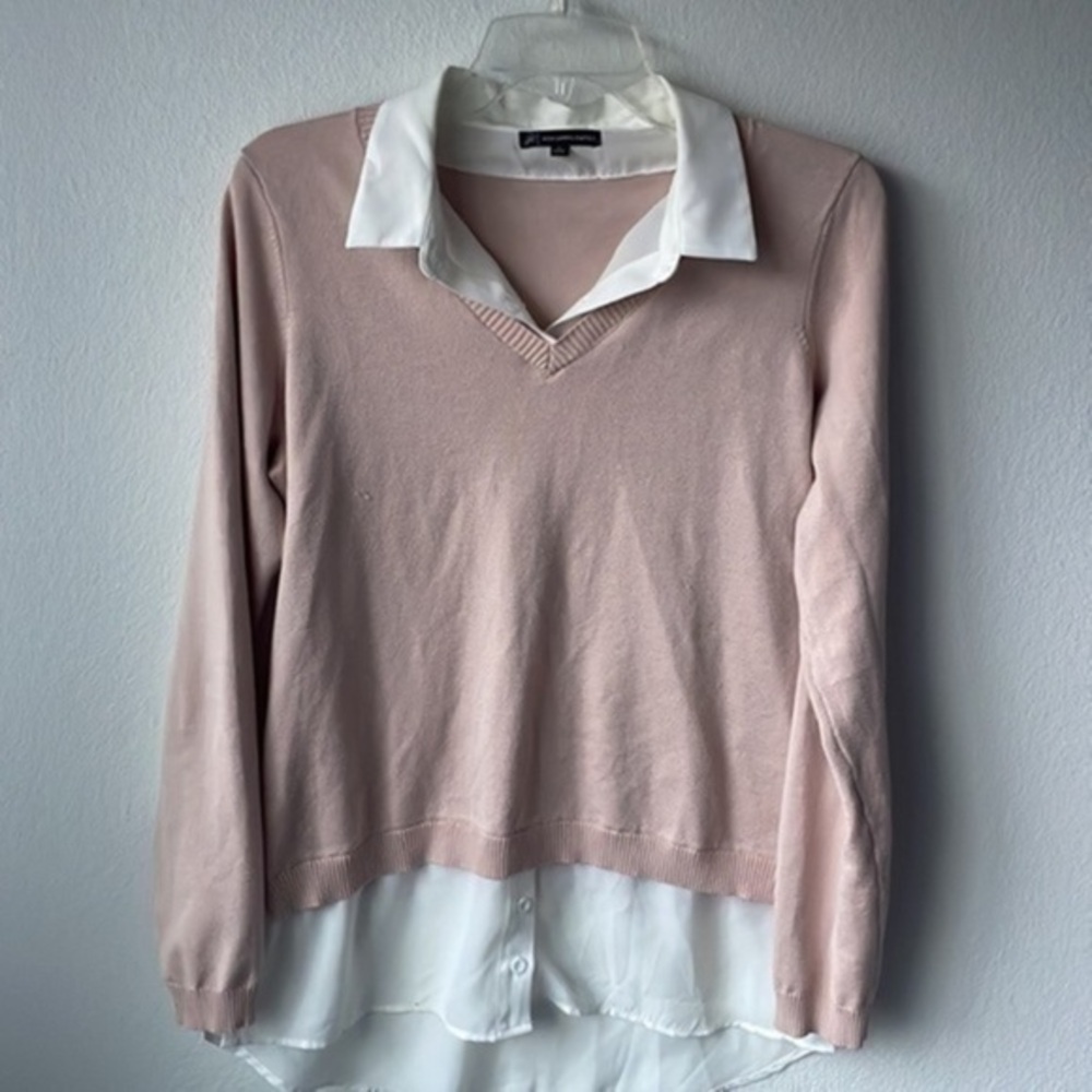 Adriana Papell top softgirl size medium collared and soft pale mauve